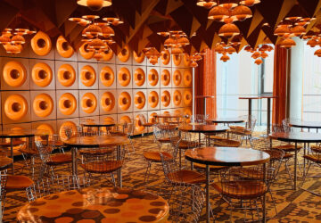 Spiegel Kantine von Verner Pantone